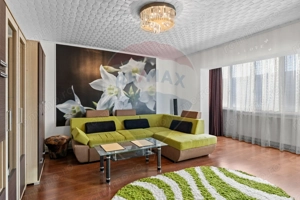 Apartament cu 3 camere de închiriat - zona Boul Rosu