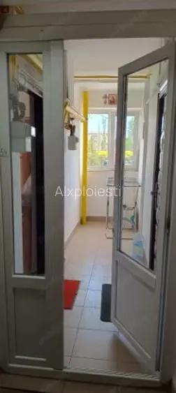 Inchiriez garsoniera zona Cocos-Vest Ploiesti