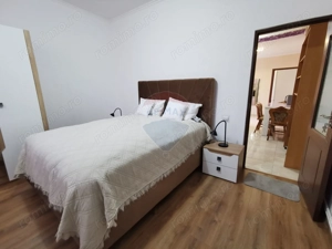 De închiriat apartament cu 2 camere, zonă ultracentrală, curte comună - imagine 9