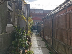 De închiriat apartament cu 2 camere, zonă ultracentrală, curte comună - imagine 14