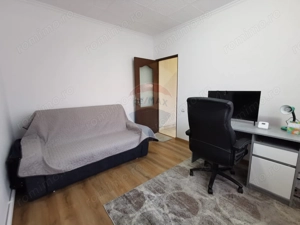 De închiriat apartament cu 2 camere, zonă ultracentrală, curte comună - imagine 11