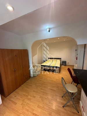Apartament cu o camera, 30 MP, AC, zona Medicinei