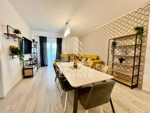 Apartament cu 3 camere, centrala proprie,2locuri de parcare Dumbravita