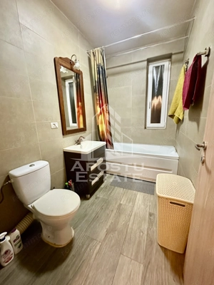Apartament cu 2 camere, bucatarie inchisa, etaj intermediar, Giroc - imagine 8