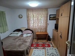 vand casa in judetu olt in comuna Crampoia 