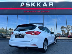 Ford Focus - imagine 5 Ford Focus - imagine 5