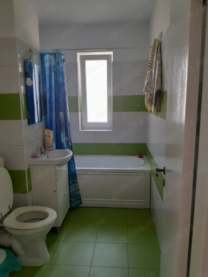 Apartament de închiriat 3000 ron