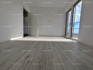 Ap.2 camere - bucatarie inchisa - bloc nou (finalizat) - parcare inclusa