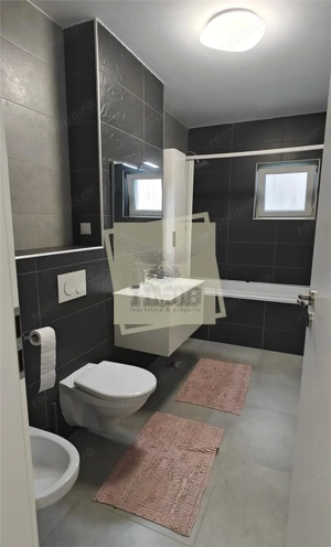 Apartament cu 3 camere cu parcare si terasa in Cartierul Kogalniceanu - imagine 11