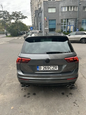 Se vinde un Tiguan R line sportiv 300Hp impecabil ! - imagine 8