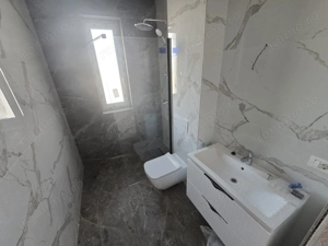 Gradina proprie. Decomandat. Langa ESO si Profi. Bucatarie INCHISA - imagine 9