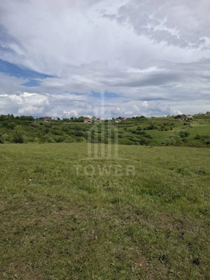 De vanzare, teren 11.500 mp – Dealul Dăii,  Vedere panoramică spre munți și lac - imagine 3