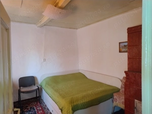 Vând casă bătrânească  - imagine 2