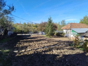 Vând casă bătrânească  - imagine 6