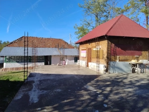 Vând casă bătrânească  - imagine 5