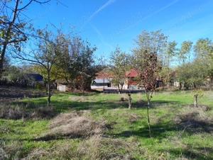 Vând casă bătrânească  - imagine 7