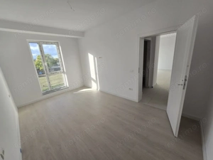 Gradina proprie. Decomandat. Langa ESO si Profi. Bucatarie INCHISA - imagine 4