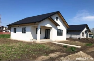 case construite pe panouri sandwich