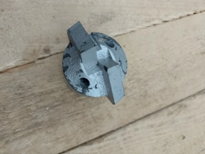 Vârfuri pentru sape de foraj cu lame