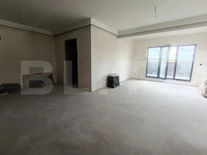 Apartament 3 camere, 95 mp, zonă liniștită - imagine 9