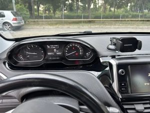 Vând Peugeot 208Allure