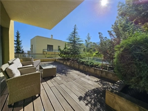 Apartament superb cu terasa generoasa in Bellevue Residence