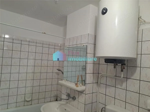 Apartament cu 3 camere etaj 2 Obcini zona Dany Gry - imagine 6