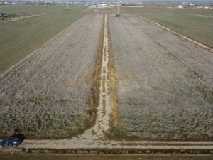 Teren intravilan 36 rate, com Vidra - imagine 2