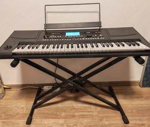 Vând Korg pa300+ stativ, în garanție!!!