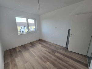 Apartament 2 camere. Etaj 2. Bucatarie retrasa. Decomandat. Bloc nou. - imagine 4