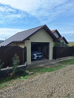 Vand casa spatioasa cu livada si teren generos (7200 mp) in Catamaresti-Deal, Botosani - imagine 4