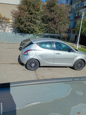 Lancia ypsolon 12  - imagine 3