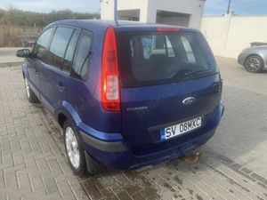 Vând mașină marca Ford Fusion - utilizată - imagine 2