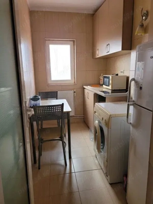 Garsoniera de vanzare zona  KM 4-5, MOBILATA UTILATA - imagine 2