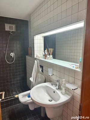 Vanzare Apartament 3 Camere cu Centrala la 2 minute de Mall Vitan - imagine 5