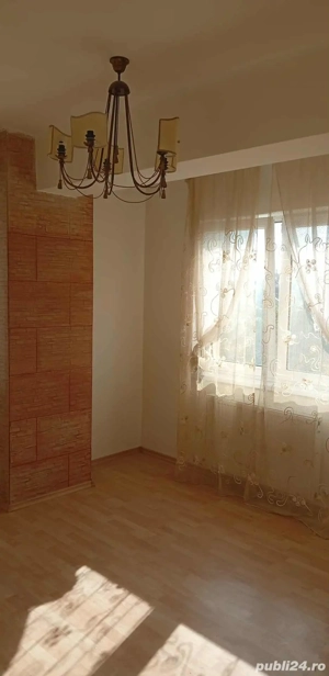 vand apartament 2 camere 