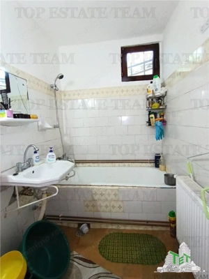 Vila cocheta 4 camere si curte de 950 mp, priveliste superba, cu toate utilitatile, in Loc. Baicoi P - imagine 16