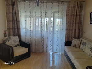 Apartament decomandat, 3 camere, 80mp, zona Ramada. - imagine 3 Apartament decomandat, 3 camere, 80mp, zona Ramada. - imagine 3