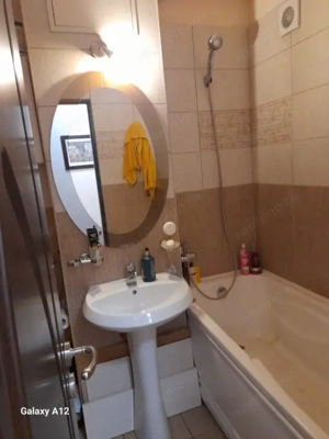 Apartament decomandat, 3 camere, 80mp, zona Ramada. - imagine 10 Apartament decomandat, 3 camere, 80mp, zona Ramada. - imagine 10