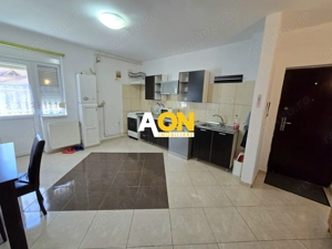 Apartament cu 2 Camere, Bloc cu Lift, Zonă Ultracentrală - imagine 2 Apartament cu 2 Camere, Bloc cu Lift, Zonă Ultracentrală - imagine 2