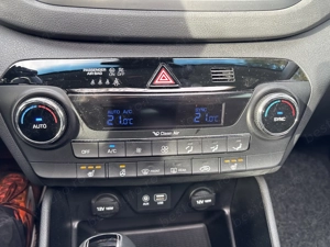 Hyundai Tucson 4x4 * 2.0 Diesel 185Cp Euro 6 * Cutie Automata * Provenineta Germania - imagine 8