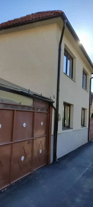 Casă 5 camere & casă 2 camere - imagine 2