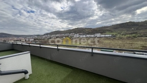 Apartament 3 camere finisat de vânzare | SU 49 mp+terasă 46 mp | Boxă | Florești