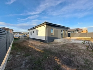 Casă Modernă cu 4 Camere în Sânpetru ! Toate utilitatile si finisaje la alegere  - imagine 2