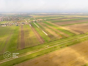 Parcele de 550 mp in Livada, cu toate utilitatile la strada - imagine 2