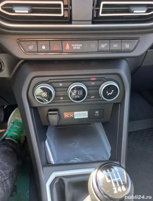 Vând Dacia Logan XX 2025 - imagine 3