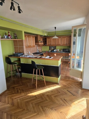 Apartament 3 camere Tip Samanta cu scara interioara Saguna langa Casa de Pensii amenajat centrala - imagine 3