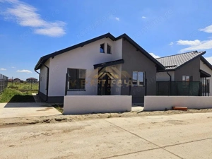 Casa 3 camere in comuna Berceni