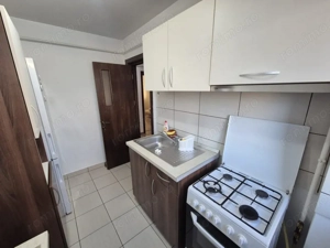 Apartament 3 camere, Ultracentral, zona Tribunal, mobilat, utilat - imagine 5