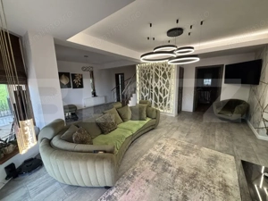 Casa de vanzare cu 4 camere, cartier Bradet